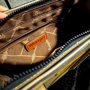 Wrangler Purse Tan